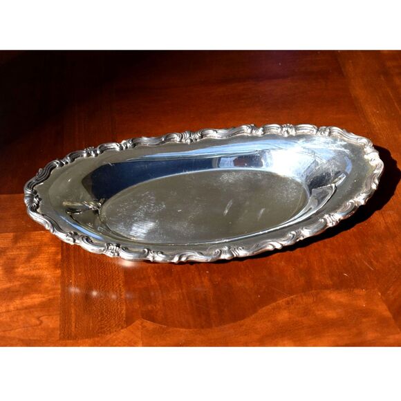 Vintage Silverplate Platter 13 Inch Oval Shell Scroll Design Rogers Style - Picture 3 of 4